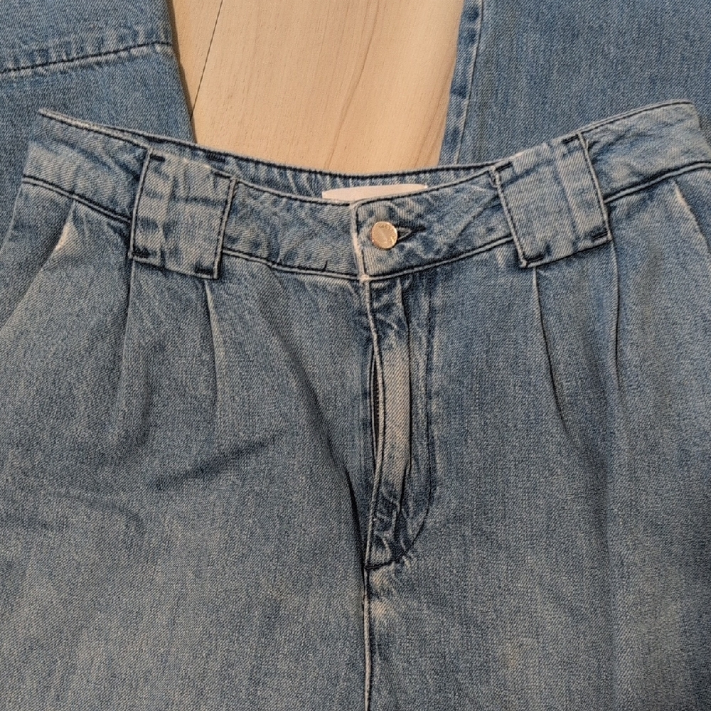 ba&sh High Rise Wide Leg Light Blue Pleated Boyfriend Jeans - Picture 3 of 7